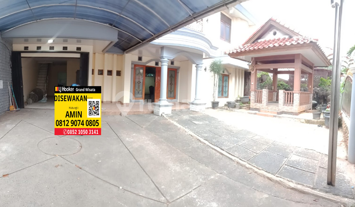 Disewakan Rumah 2 Lantai, 4 Kamar Tidur Luas Tanah 300 M2 di Perumahan Komplek Cakung Jakarta Timur