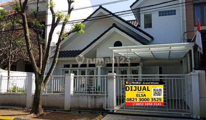 Dijual Rumah Baru 2 Lantai Siap Huni 3+1 Kamar Tidur Luas 260 m2, Keamanan 24 Jam Hanya 10 Menit menuju Tol Buah Batu, Batununggal, Bandung Barat 1