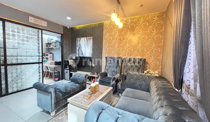 Dijual Rumah Grand Wisata Bekasi 2 Lantai 3 Kamar Tidur, Full Furnished, Bebas Banjir, 500m dari Mall Akses Langsung Tol Tambun Grand Wisata Bekasi 2