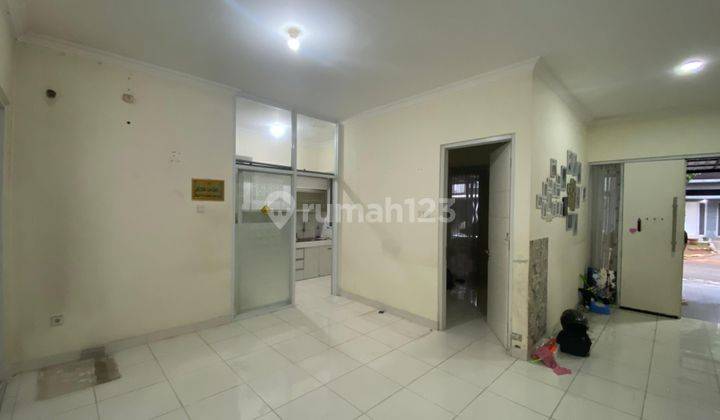 Dijual Rumah Grand Wisata Siap Huni 2 Lantai, 4+1 Kamar Tidur Luas Tanah 162m2, Fasilitas Kolam Renang, Lapangan Olahraga, Masjid Dalam Cluster, Akses Langsung Tol Tambun Grand Wisata Bekasi 2