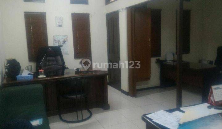 Disewakan Ruko 2 Lantai Luas 300m2 Siap Pakai Cocok Dijadikan Kantor Atau Tempat Usaha Klinik, Showroom, Bank di Sayap Buah Batu Bandung 2