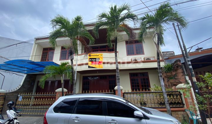 Dijual Rumah di Rawalumbu, Luas 156m2, 5+2 Kamar Tidur, 4 Km dari Gerbang Tol Bekasi Timur