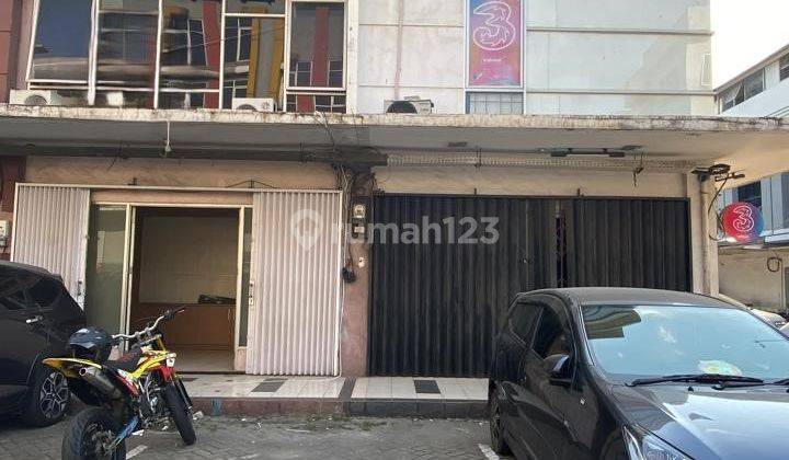 Disewakan Ruko Gandeng 3 Lantai Jalan Raya Ahmad Yani Kondisi Siap Pakai Parkir Luas, 200 Meter Menuju Tol Bekasi Barat , Kota Bekasi 2