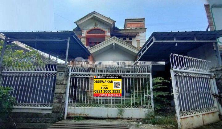 Disewakan Rumah 2,5 Lantai Luas 250m2, 4+1 Kamar Tidur Cocok Dijadikan Tempat Usaha, Area Komersil Dekat Sekolahan Pusat Kuliner, Klinik Dan Rumah Sakit Mainroad, Terusan Jakarta, Antapani Bandung 1