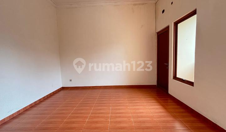 For Sale 2-Story Ready-to-Occupy Grand Wisata House, 3+1 Bedrooms, 200m from Mall, Direct Access to Tambun Toll Road Grand Wisata 2