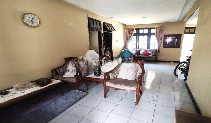 Dijual Rumah Hook Luas 281m2, Cocok Dijadikan Tempat Usaha Lokasi Strategis Dekat Toserba Pusat Kuliner, Klinik Sekolah Dan Rumah Sakit di Antapani Bandung 1