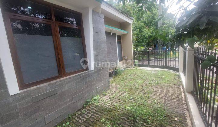 Dijual Rumah 1,5 Lantai Posisi Hook, Luas 143m2, 3+1 Kamar Tidur Siap Huni, Keamanan 24 Jam, Dalam Komplek, Dekat Sekolah Mutiara Bunda, Sekolah Cendekia Muda, Sport Jabar, Arcamanik Bandung 2