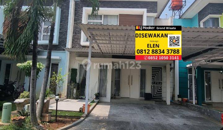 Disewakan Rumah Grand Wisata 2 Lantai Full Furnished 4 Kamar, Fasilitas Kolam Renang, Lapangan Olahraga, Dan Privat Club House, Terawat Siap Pakai Dekat Dengan Sekolah Ipeka Dan Al azhar Grand Wisata Bekasi 2