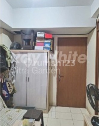 For Sale Apartment Green Park View Tower F - Strategic Location Daan Mogot, West Jakarta! 2