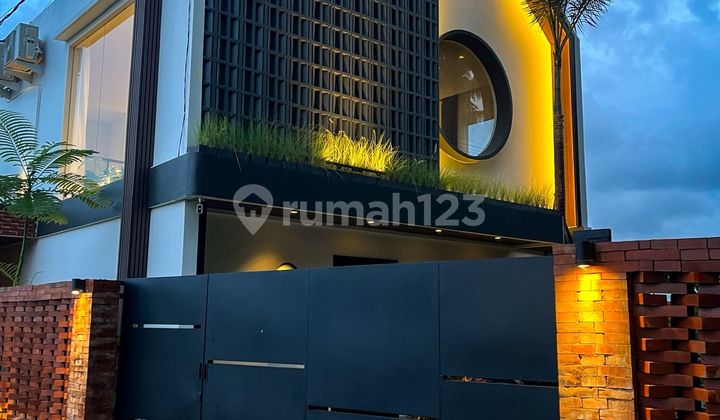 Rice Field View Villa in Ubud, 2 Floors, SHM