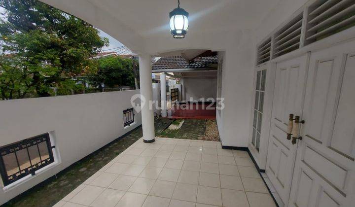  Rumah Semi Furnished Bagus SHM - Sertifikat Hak Milik di Jatiwaringin 1