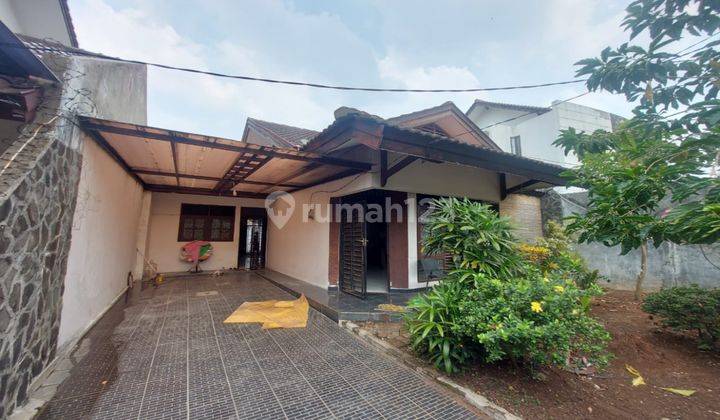  Rumah Semi Furnished SHM - Sertifikat Hak Milik di Jatiwaringin 1