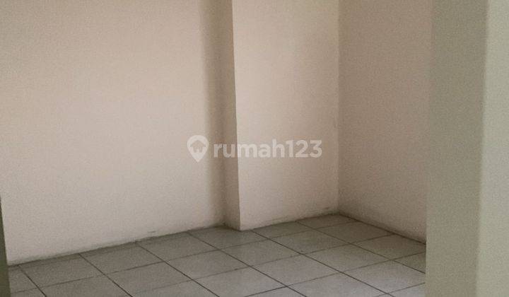  Apartemen Green Pramuka 1 Kamar Tidur Unfurnished Bagus 1