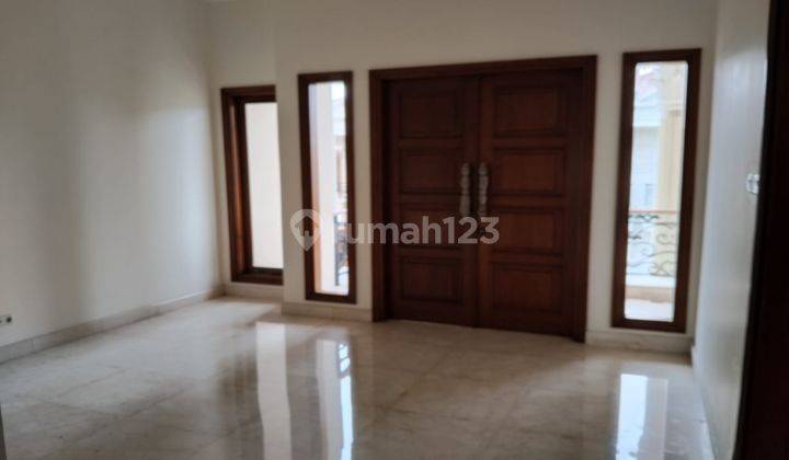  Rumah 3 Lantai Semi Furnished Bagus SHM - Sertifikat Hak Milik di Bintaro 1