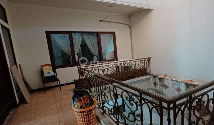  Rumah 4 Lantai Semi Furnished SHM - Sertifikat Hak Milik di Cinere 2