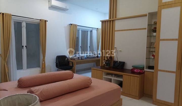  Rumah Furnished Bagus SHM - Sertifikat Hak Milik di Meruya 2