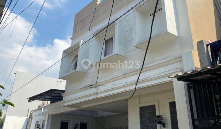  Rumah Furnished Bagus SHM - Sertifikat Hak Milik di Jatinegara 2