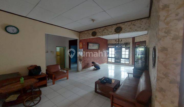  Rumah Semi Furnished Bagus SHM - Sertifikat Hak Milik di Jatiwaringin 2