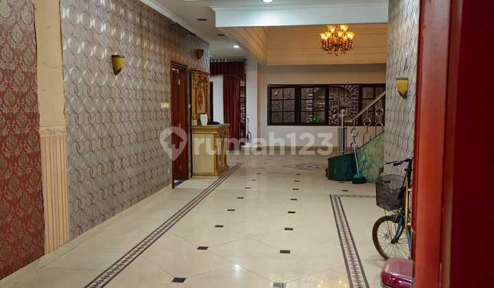 Rumah, 2 Lantai, SHM, di Jatibening, 2