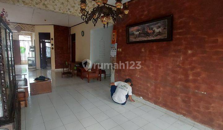 Rumah Semi Furnished SHM - Sertifikat Hak Milik di Jatiwaringin 1