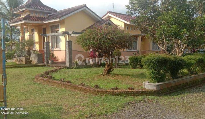 Rumah Bagus SHM di Bandongan 2
