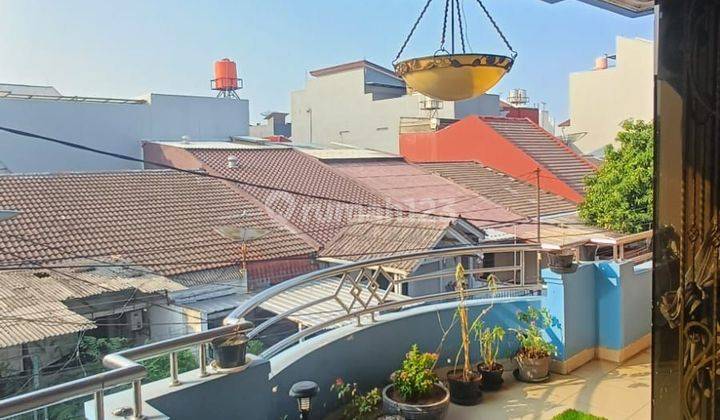 Jual Rumah Sunter Indah 3 Lantai Bagus 4KT 3KM Semi Furnished  2