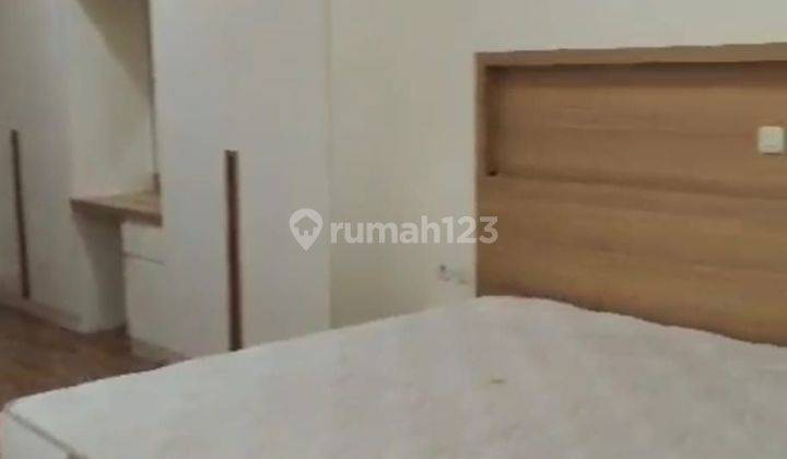 Rumah Sunter 6x20m2,depan Taman 4kt Dan 3km.furnished 2