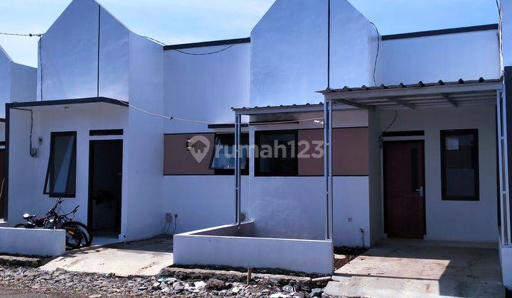 Rumah Modern Minimalis Cantik SHM di Bandung Timur  2