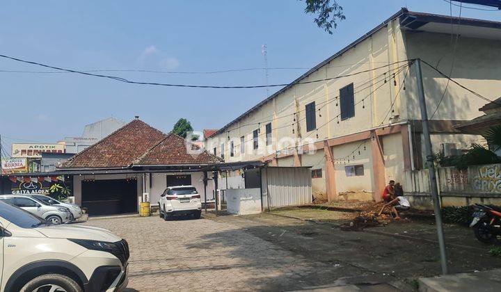 RUANG USAHA COCOK UNTUK RUMAH MAKAN LUAS NYAMAN DI DEPAN ALUN - ALUN KOTA SERANG