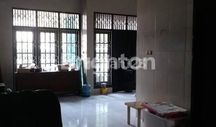 RUMAH BAGUS TERAWAT NYAMAN BERSIH 2 LANTAI DI KOMPLEK GARUDA CIPONDOH 