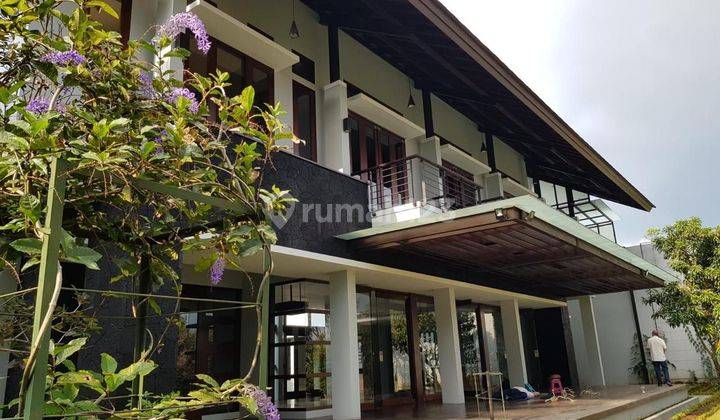 Nego Villa Dago resort 2 Lantai SHM Bagus dan terawat  1