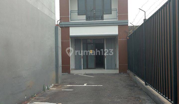 RUKO KANTOR LOGISTIK 2 LANTAI 150 M² 1