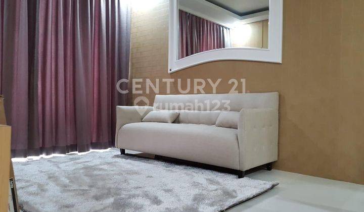  DiSewakan Apartemen Lexington 2 BR Full Furnished Siap Huni 1