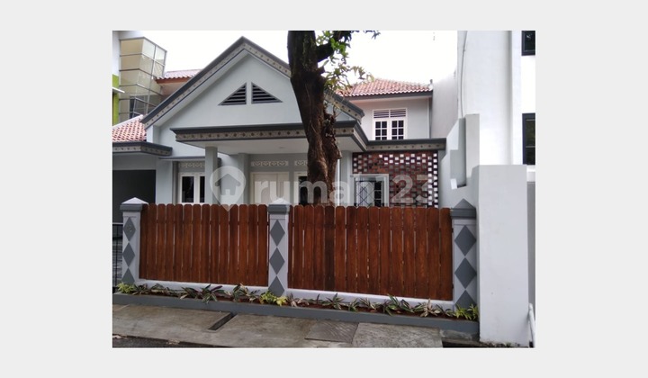 Disewa Rumah Gunawarman Kebayoran Baru Rumah Baru Renov untuk Tempat Tinggal Kantor