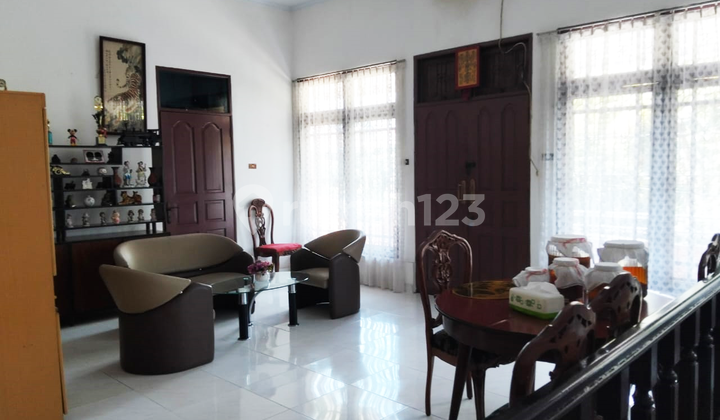 DIJUAL RUMAH MUARA KARANG STRATEGIS DEKAT AREA KULINER HADAP TENGGARA 1