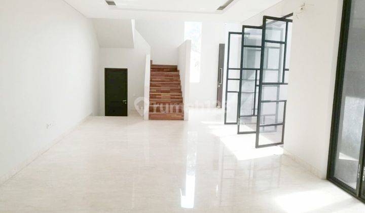 Dijual Rumah Emerald Cove konsep Villa Di Gading Serpong 2