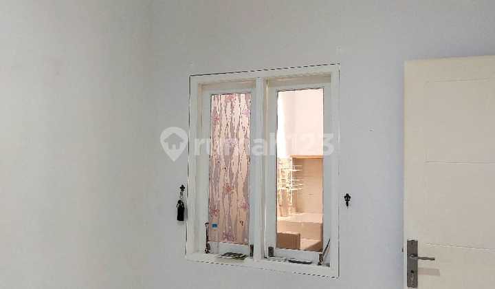 Dijual Rumah Cantik 2 Kt Serpong Garden 2