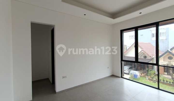Dijual Rumah Modern Minimalis 4+1 Kt SHM Alam Sutera Dijual Rumah Modern Minimalis 4+1 Kt SHM Alam Sutera