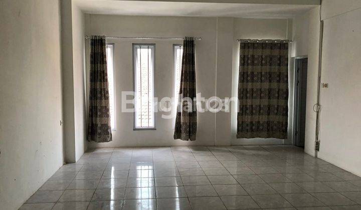 BULAKREJO, RUMAH 2 LANTAI HARGA DAMAI DAN DI DALAM LINGKUNGAN CLUSTER YANG DAMAI JUGA 2