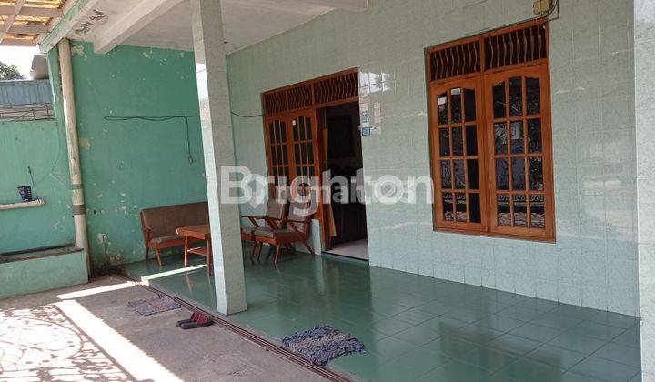 RUMAH LUAS EKS KOS²AN DENGAN LOKASI TENGAH KOTA SALATIGA COCOK UNTUK INVESTASI 2