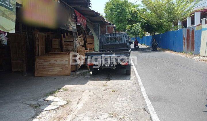 TANAH PLUS BANGUNAN 170 M² DI SENTRA MEBEL GILINGAN 2