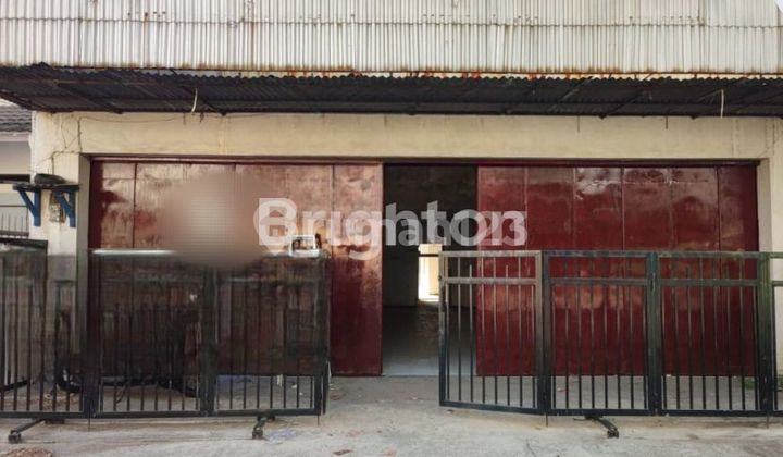 RUKO 1 LANTAI PUSAT KOTA DEKAT PASAR GEDE SOLO RUKO 1 LANTAI PUSAT KOTA DEKAT PASAR GEDE SOLO