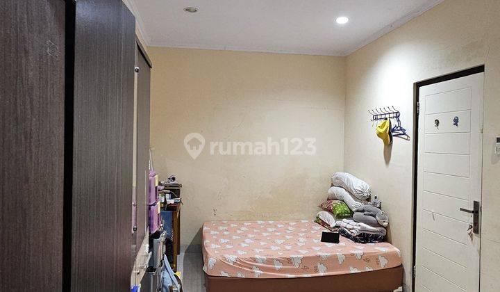 Rumah 2 lantai, Simprug di Poris, siap huni, bisa KPR 2