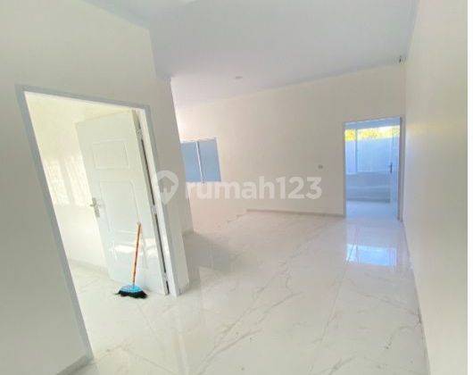 Rumah 3 lantai Tanjung Duren, hanya 2 unit, bisa KPR 2