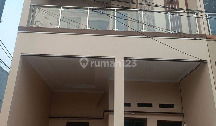 Rumah 2 lantai Poris Indah (brand new), siap huni, bisa kpr 1