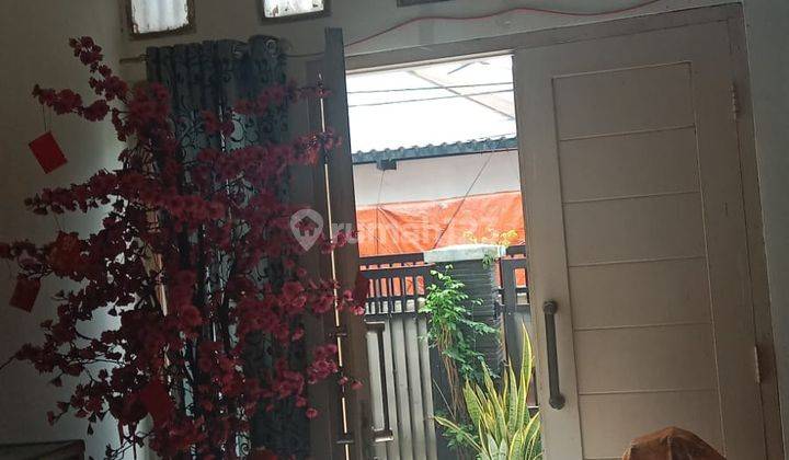 Rumah 2 Lantai, Taman Royal, Siap Huni, Bisa Kpr 2