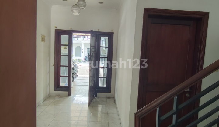 Rumah 2 Lantai Modernland, Cluster Pasadena, Bisa Kpr 2