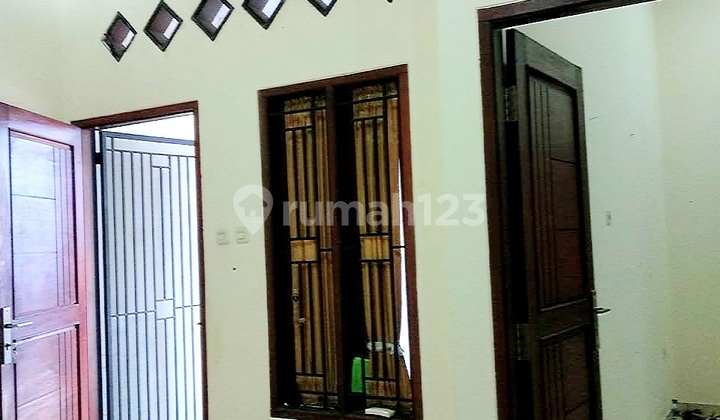 Rumah 1 Lantai Poris Indah, Bisa Kpr