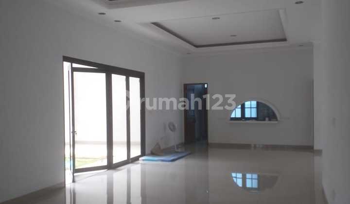 Disewakan Rumah Di Cempaka Putih Timur Cocok Untuk Tempat Tinggal Atau Kantor 2