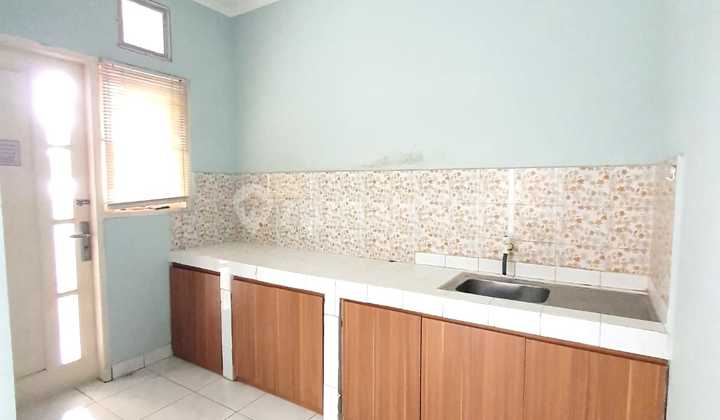 Disewakan Rumah Bagus Kompleks Buaran 1